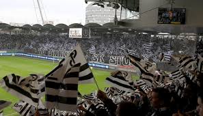 Wir zeigen ihnen wo für ihr team rapid vienna livestreams legal und teilweise kostenlos online und im tv in hd zu finden sind und welcher sender die spiele übertragt inklusive sky, dazn, sport1 etc. Kein Support Gegen Rapid Sturm Fans Sind Nach Katastrophaler Saison Sauer Sky Sport Austria