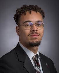 Annie Dearth's Instagram, Twitter & Facebook