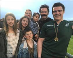 Em relação ao pai, ricardo carriço descreve: E Agora Os Problemas Financeiros E Os Dias Dificeis De Anna Westerlund E Dos Filhos De Pedro Lima Nacional Flash