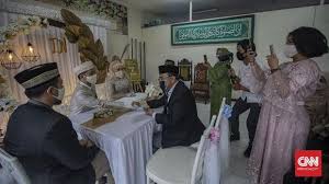 Foto buku nikah adalah salah satu hal yang wajib ada untuk melengkapi persyaratan administrasi pernikahan di kantor urusan agama (kua). Hikmah Menikah Sonder Resepsi Di Kala Pandemi