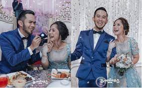 The station's programming is targeted toward modern malays, aged between 25 to 35. Butang Tercabut Fizi Ali Risau Seluar Terlondeh Sewaktu Resepsi Perkahwinan Gempak
