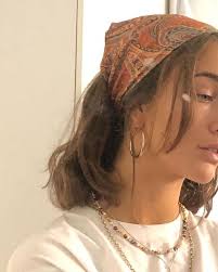 Because there are so many different directions you can go with bangs, lopez recommends doing your research and bringing a few pictures with you to establish with your stylist what type of bangs you want. G E O R G I A N A Skater Girl Outfits Aesthetic Hair Scarf Hairstyles Hair Styles