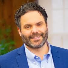 Todd Dively's Instagram, Twitter & Facebook