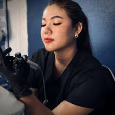 Hola, Soy Ericka Rojas 👋y quería contarte un poco de mi Historia, tengo 23  años, Mi Signo Zoodiacal es Escorpio 🦂, Soy Abogada de Profesion y Técnica  Agropecuaria👩‍💼🍌, Pero mi pasión por