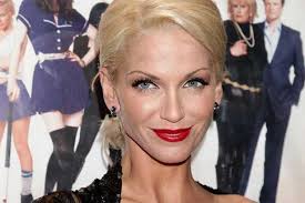 Cheryl, nadine coyle, kimberley walsh and nicola roberts have paid tribute to their former bandmate sarah harding following her death on . When Cheryl Cole Needed The Support Of Her Band Mates She Got It Now It S Sarah Harding S Turn Isabel Mohan Mirror Online