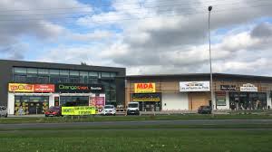 Im picard onlineshop finden sie umhängetaschen für herren und damen in verschiedenen größen und aus. A Aire Sur La Lys Picard Surgeles Ouvrirait Avec D Autres
