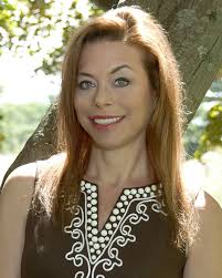 Lori Leathers's Instagram, Twitter & Facebook