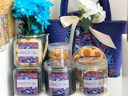 Namun semua tak berkenan di hati. 5 Idea Hadiah Hari Raya Untuk Insan Tersayang Ana Suhana