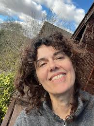 Just been in to Des Doyle's in Greystones and our account is so low that it  won't even cover next weeks dinners for the table If anyone is in a  position to