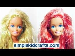 Diy barbie hair transformations | barbie doll hairstyles | barbie hairstyle tutorial for kidsin this video you will see diy barbie hair transformations! Doll Crafts How To Temporarily Color Your Moster High Or Barbie S Hair Simplekidscrafts Youtube