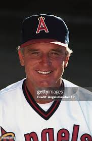 84 Doug Rader” Baseball Photos & High Res Pictures