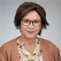 100+ "Martina Hanson" profiles