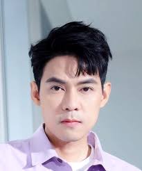 Dan Worrawech Danuwong (แดน วรเวช ดานุวงศ์)