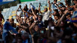 El hit de las tribunas y calles durante el mundial de brasil 2014, brasil, decime qué se siente fue nuevamente recordado, en la víspera de una definición continental en el clásico sudamericano. Los Hinchas Argentinos Brasil Decime Que Se Siente