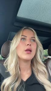 Julie Koops (@juliekoops)