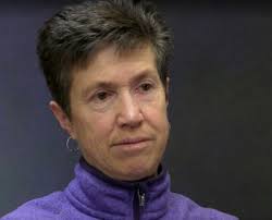 Leslie Foote's Instagram, Twitter & Facebook