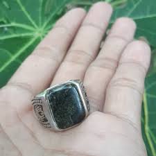 Terdapat banyak warna batu dalam. Kelebihan Batu Akik Black Jack Renewcargo