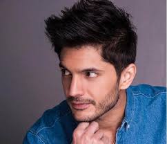 Daniel Elbittar llega a Lima con su 'Amante o amiga'