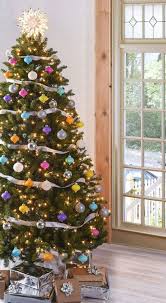 Como Poner La Cinta En El Arbol De Navidad 10 Ideas Magnificas Arboles De Navidad Decorados Decoracion De Arboles Pinos De Navidad