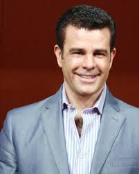Se feliz, diviértete, agradece, vive en paz. Eduardo Capetillo Telenovela Database Wikia Fandom