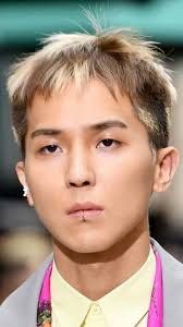 Mino Being The 1st Ever Kpop Idol To Walk The Paris Fashion Runway Backstage Winner Song Mino Minoxlv