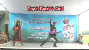 Sebuah sandiwara komedi karya dukut w.n. Drama Komedi Musical Santri Rock N Roll Smp Kanzul Ulum 2016 Youtube