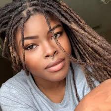 Belle Bailey (@pretty.boy.belle)