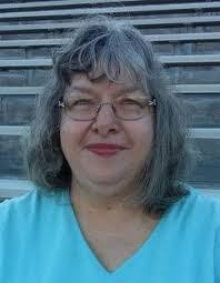 Anna Medved's Instagram, Twitter & Facebook