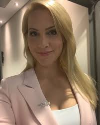 + body measurements & other facts. Judith Rakers On Instagram Ich Weiss Das Licht Auf Dem Foto Ist Nicht Optimal Aber Es Ist Auch Dunkel Weil Ich Jennifer Love Hewitt Beauty Women S Blazer