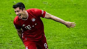After becoming the bundesliga's top scorer for the third time in a row, and for the fifth time overall, robert lewandowski doesn't seem to. Robert Lewandowski Hits Hat Trick In Bayern Munich Rout Football News Sky Sports