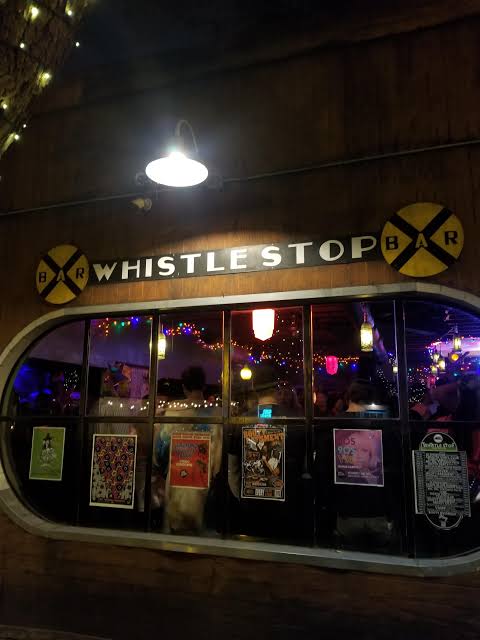 Your opinions on Whistle Stop Bar? I went here many times and I always have  the most fun and I live the crowd & vibes. : r/SanDiegan