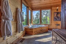 With an open floor plan and a hot tub on the deck, you will not be disappointed. Cabin Fever Escape To Luxury Cabins Around Eastern Oklahoma State And Regional News Tulsaworld Com