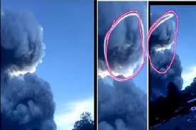We did not find results for: Penampakan Awan Erupsi Gunung Tangkuban Parahu Bikin Merinding Warganet