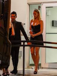 Sophie belinda jonas (née turner; Pin By Mini On Sophie Turner In 2020 Sophie Turner Sophie Jonas Brothers