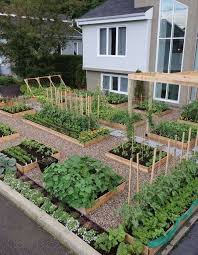 21 Stunning Play Garden Design Ideas For Your Kids Gardening Gardenideas Gard Home Vegetable Garden Backyard Vegetable Gardens Vegetable Garden Raised Beds