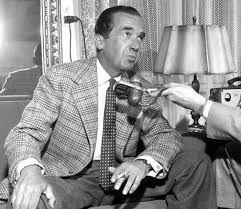 La laveuse repose généralement sur le dessus. Ed Murrow Buchenwald
