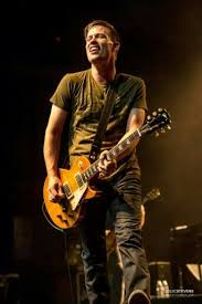 Jonny Lang One Of The Best Guitarist In This World There Goes My Hero Best Guitarist Blues