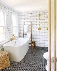 Black and white penny bath floor tiles stand out, blend in, and complement this contemporary bathroom with the perfect surface. Black And White Penny Tile Bathroom Floor Trendecors