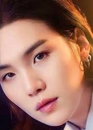 There is no emptiness inside me.There is a place inside me where no one has  yet looked (SUGA)🌺❤️