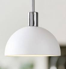 Die dunklen fronten bilden einen schönen kontrast zur hellen. Lampen Kuche Gesucht