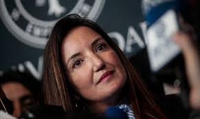 Ultraconservadora Lucy Avilés cree que obra de El Bosco usada por el  Mineduc “fue material hecho por el Movilh” para influir en niños