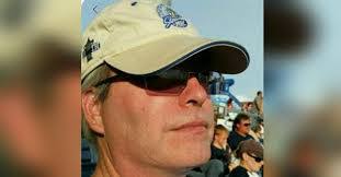 Derrick Finn's Instagram, Twitter & Facebook