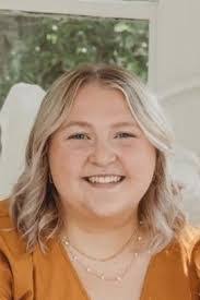 Deborah Wellborn's Instagram, Twitter & Facebook