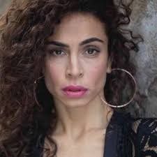 Roberta Fiore's Instagram, Twitter & Facebook