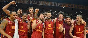 Galatasaray yıldız basketbol takımı, alanya'da düzenlenen türkiye şampiyonası finalinde ceyhun yıldızoğlu, fenerbahçe oyuncusu şelale kepenç'e en değerli oyuncu ödülü'nü takdim etti. Maca Dogru Herbalife Gran Canaria Galatasaray Odeabank Galatasaray Org