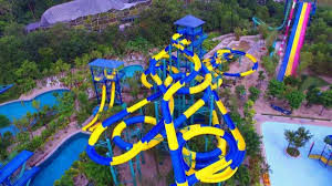 Selain ada taman tema air, ada juga safari wonderland, old west dan 4d movie yang boleh anda cuba di dalam kawasan resort ini. 11 Taman Tema Air Paling Syok Di Malaysia