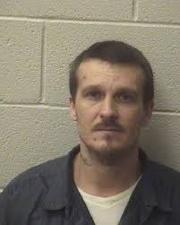 Wanted****************** The Caldwell County Sheriff's Office needs your  help in locating the following two individuals: Ricky Lee Robbins, wanted  for Felony Fleeing to Elude Arrest and Brandy Jo Lovett, for Identity Theft