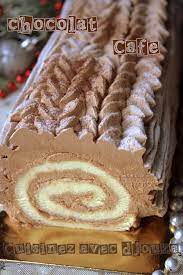 L'incontournable recette de bûche de noël à la crème au beurre au bon goût praliné et au chocolat ! Buche De Noel Facile Pour Debutant Recette Buche De Noel Facile Buche De Noel Recette Facile Buche De Noel
