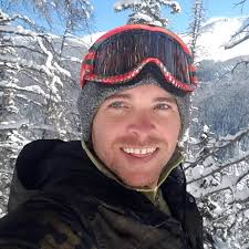 What soccer games can I join in the Broomfield area from Sundays to  Wednesdays?