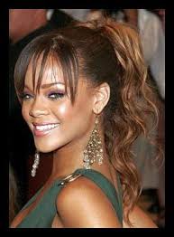 Vielleicht gibt es unter ihnen mutige damen, die wagen würden, sich einen pony selber zu schneiden. Zopf Bei Hoher Stirn Madchen Haare Beauty